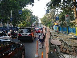 Diprotes Ferdinand PD, Begini Suasana Proyek Trotoar Cikini Pagi Ini