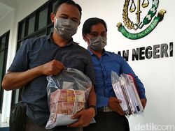 Kasus Korupsi Komisioner Bawaslu Blitar Dilimpahkan ke Kejari