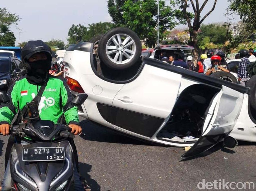 Studi: SUV Mobil Berbahaya Bagi Pejalan Kaki Studi: SUV Mobil Berbahaya Bagi Pejalan Kaki