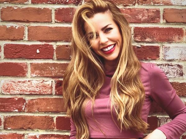 Foto: Model Playboy yang Hidupnya Berantakan karena Kecanduan Alkohol