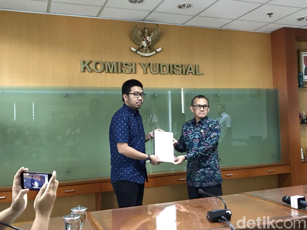 2 Hakim MA yang Lepas Syafruddin di Kasus BLBI Dilaporkan ke KY 2 Hakim MA yang Lepas Syafruddin di Kasus BLBI Dilaporkan ke KY