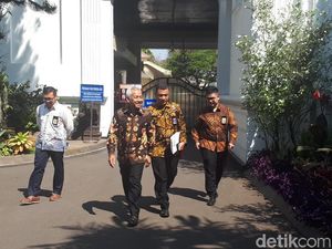 Wanbin Demokrat Bertemu Jokowi Beri 2 Undangan, Tepis Bahas Koalisi