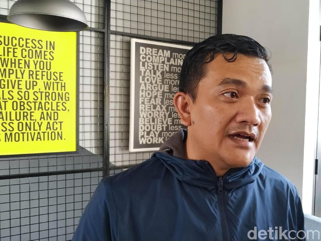 Soal Ponsel Sapa Warga Rusak, DPMD Jabar: Pembelian HP oleh Desa Soal Ponsel Sapa Warga Rusak, DPMD Jabar: Pembelian HP oleh Desa