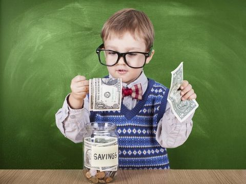 HaiBunda Happy Hour: Selain Uang, Berikan Si Kecil Hadiah Apa Ya?