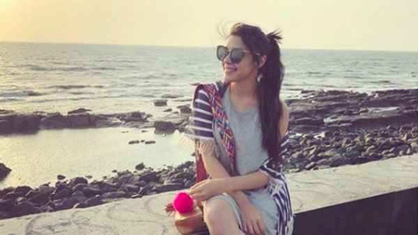 Foto: Liburannya Artis Cantik India, Eisha Singh