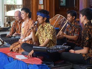 Kabar Bahagia! Ada Sudut Seni Budaya Sunda di Inggris