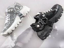 Miu Miu Rilis Sneakers Bling-bling Berhias Kristal, Dijual Rp 13 Jutaan