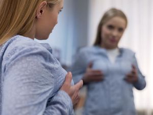 Wanita Jalani Operasi Payudara Agar Suami Makin Cinta, Endingnya Malah Begini