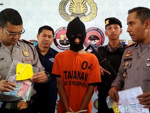 Kost Drive Thru untuk Mesum Pelajar Blitar Dikendalikan Melalui Medsos Kost Drive Thru untuk Mesum Pelajar Blitar Dikendalikan Melalui Medsos