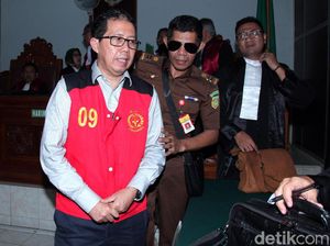 Joko Driyono Divonis 1,5 Tahun Penjara, Jaksa Ajukan Banding Joko Driyono Divonis 1,5 Tahun Penjara, Jaksa Ajukan Banding
