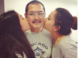 Bambang Trihatmodjo Ultah, Mayangsari Beri Kecupan di Pipi