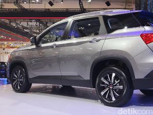 Pemerintah Mau Tarik Pajak Karbon, Harga Mobil Bakal Naik