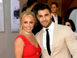 Britney Spears Akhirnya Tunangan, Dilamar Pakai Cincin Berlian Langka