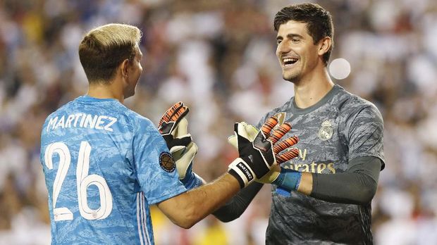 Thibaut Courtois absen satu bulan karena cedera engkel.