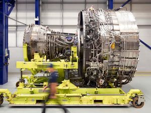 Dunia Dilanda Krisis Corona, Rolls-Royce Hilang Arah