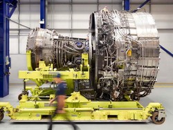 Rugi Bandar! Rolls Royce Mau Tutup Pabrik Sementara