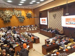 DPR Panggil Menteri PUPR Evaluasi Mudik Lebaran 2019 DPR Panggil Menteri PUPR Evaluasi Mudik Lebaran 2019