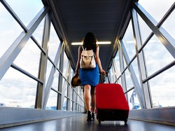 6 Tips Nyaman Penerbangan Jarak Jauh