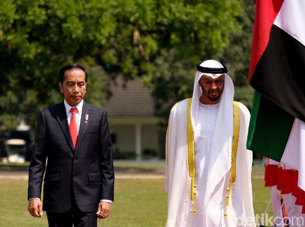Bertemu Jokowi, Putra Mahkota Abu Dhabi Bawa Proyek Rp 140 T Bertemu Jokowi, Putra Mahkota Abu Dhabi Bawa Proyek Rp 140 T