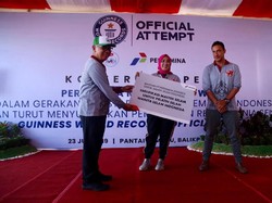 Pertamina Dukung Wanita Selam Indonesia Pecahkan Rekor Dunia Selam