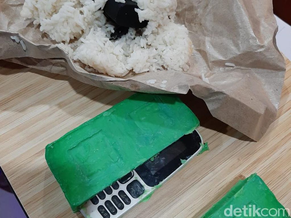 150 HP Disita di Lapas Medan, Ada yang Disembunyikan di Nasi dan Bungkus Mi 150 HP Disita di Lapas Medan, Ada yang Disembunyikan di Nasi dan Bungkus Mi