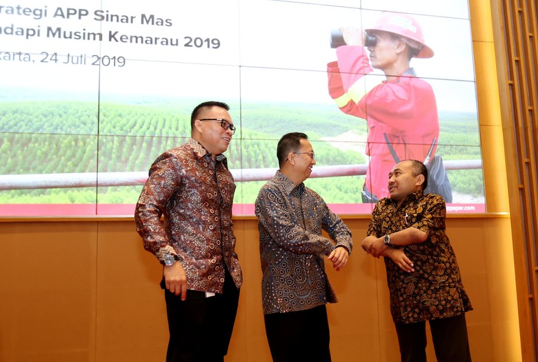 Hari Ke-10 Pemadaman Kebakaran Lahan Gambut di Riau