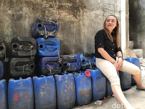 Pak Anies, Warga Muara Baru Beli Air Bersih sampai Rp 50 Ribu Per Hari