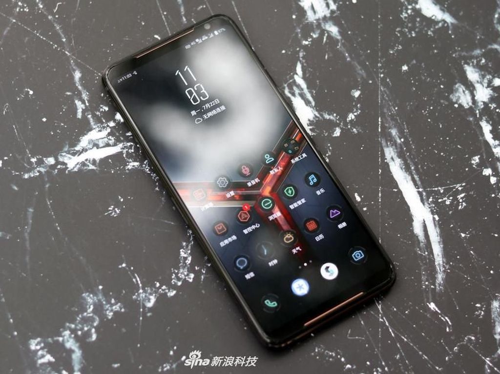 Asus Pastikan ROG Phone 2 Dirilis di Indonesia Asus Pastikan ROG Phone 2 Dirilis di Indonesia