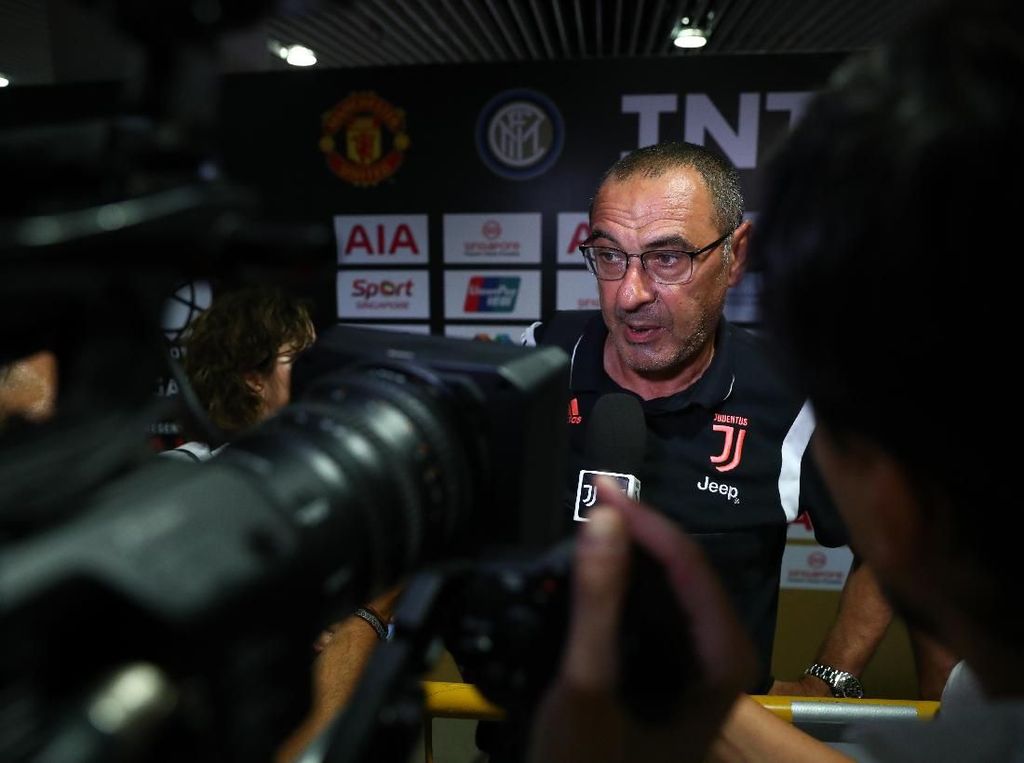 Pelatih Juventus Kena Pneumonia, Samakah dengan Paru-paru Basah? Pelatih Juventus Kena Pneumonia, Samakah dengan Paru-paru Basah?