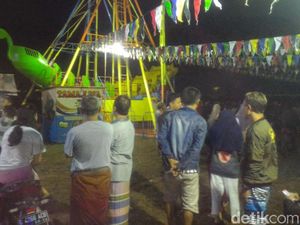 Wahana Perahu Gila Roboh di Pekalongan, 1 Tewas dan 3 Luka