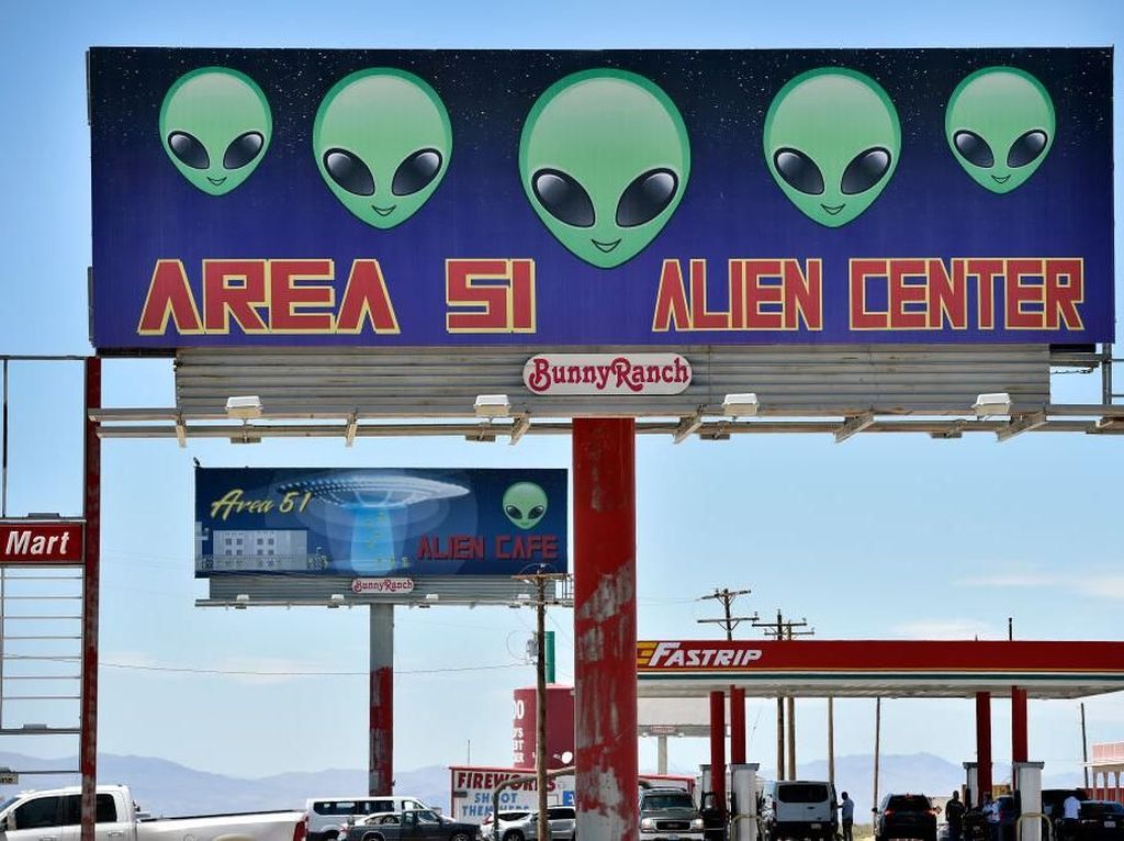 Area 51 dan 4 Tempat Lainnya Untuk Berburu Alien