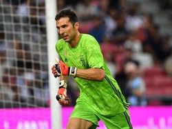 Buffon Kembali, Siapa Kapten Juventus, Sarri?