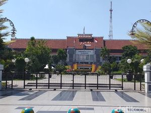 Pascakasus OTT, Wali Kota Risma Kumpulkan Lurah se-Surabaya Pascakasus OTT, Wali Kota Risma Kumpulkan Lurah se-Surabaya