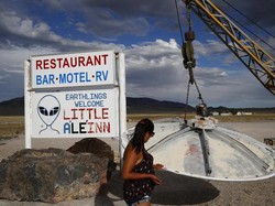 Lebih Mungkin Mana, Ada Alien di Area 51 atau Arsenal Juara Liga?