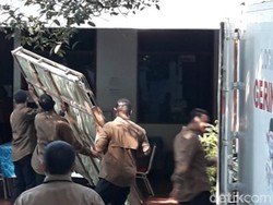 Kunjungi Megawati, Prabowo Hadiahkan Lukisan Bung Karno Naik Kuda