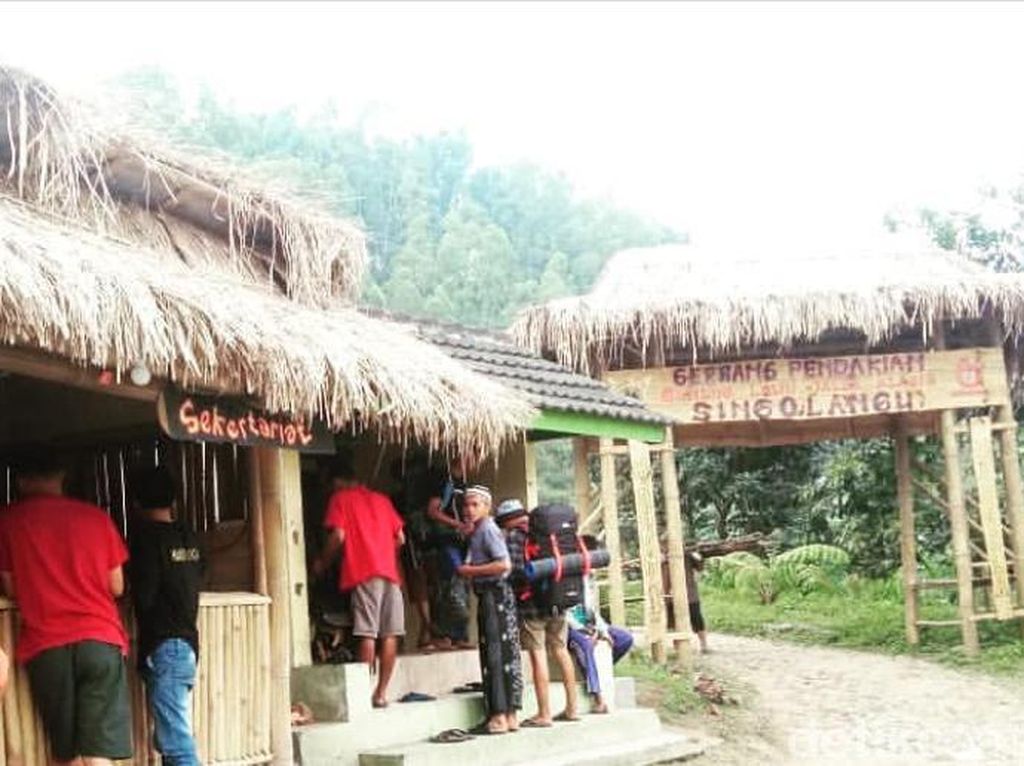 Pendaki, Yuk Coba Jalur Baru Ke Puncak Lawu! Pendaki, Yuk Coba Jalur Baru Ke Puncak Lawu!