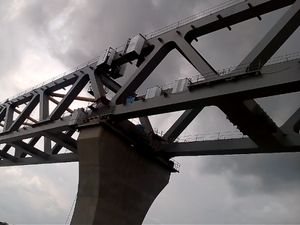 Hoaks Penggal Kepala Untuk Jembatan Tewaskan Delapan Warga Bangladesh