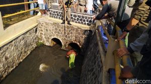 Meresahkan Warga, Pria Kolor Ijo Ditangkap Satpol PP