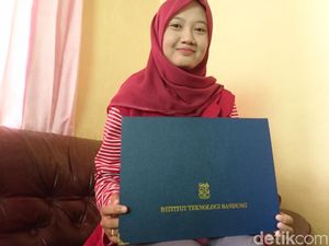 Lulus S2 Cum Laude, Anak Tukang Becak Ingin Lanjut S3 ke Luar Negeri