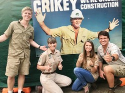 Persembahan Keluarga untuk Mendiang Steve Irwin si Pemburu Buaya