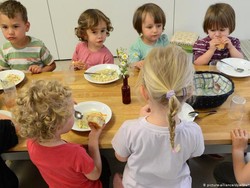 Kindergarten Jerman Ingin Hapus Daging Babi dari Menu Makanan, Orang Tua Protes