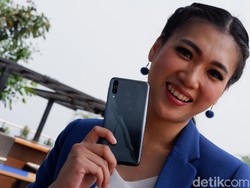Pilih Galaxy M30 atau M20? Ini Perbandingannya