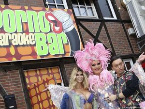 Tempat Karaoke Dewasa Pertama Jerman Dibuka di Hamburg