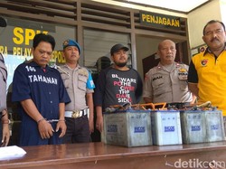 Maling Spesialis Aki Mobil Kepergok Warga saat Beraksi