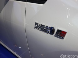 Ini Beda Mobil Hybrid dan Plug-in Hybrid, Serupa tapi Tak Sama