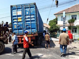 Sopir Trailer yang Tabrak Puskesmas di Boyolali Diamankan Polisi