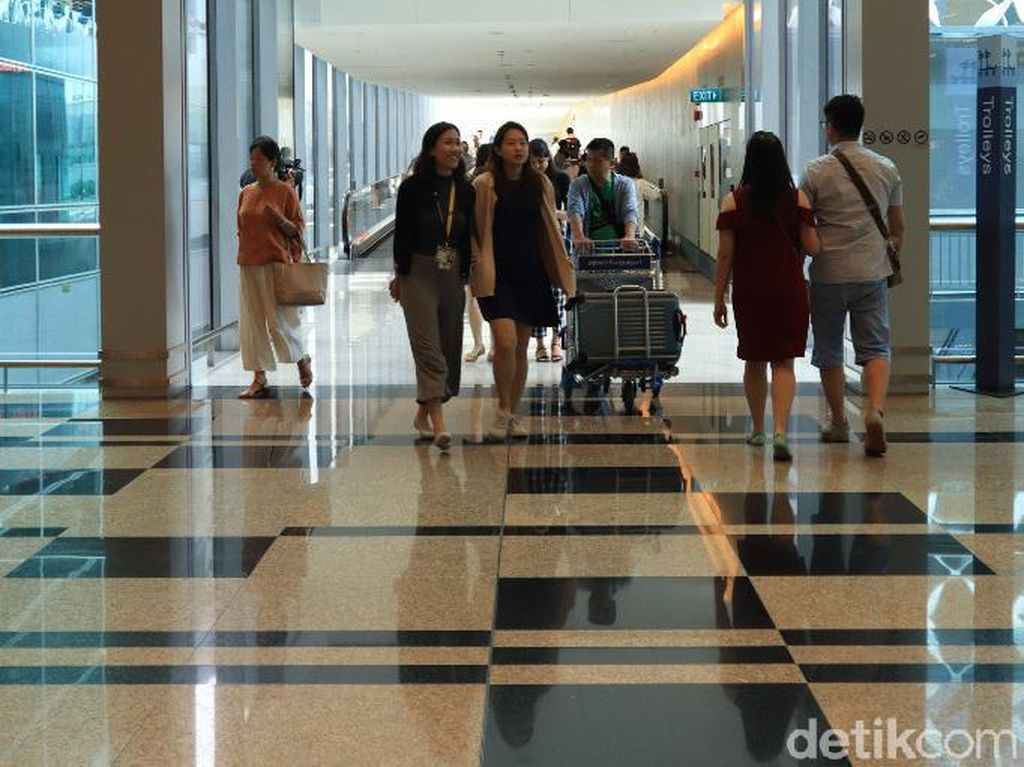 2 Tahun Tutup, Terminal 4 Bandara Changi Buka Lagi