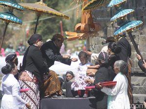 11 Anak Rambut Gimbal Bakal Diruwat di Dieng Culture Festival 2019 11 Anak Rambut Gimbal Bakal Diruwat di Dieng Culture Festival 2019