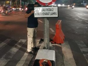 Rambu Lalin di Video Profesor Ceramahi Polantas Diganti Lagi Rambu Lalin di Video Profesor Ceramahi Polantas Diganti Lagi