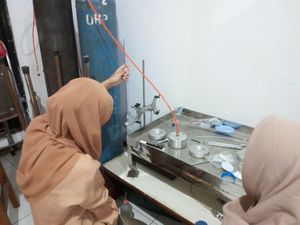 Mahasiswa ITS Teliti Membran Pengolah Limbah CO2 Industri Kilang Minyak Mahasiswa ITS Teliti Membran Pengolah Limbah CO2 Industri Kilang Minyak